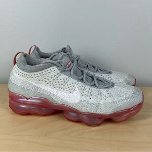 Nike Women’s Size 7.0 Air Vapormax Flyknit 2023 Photon Dust Athletic Shoes